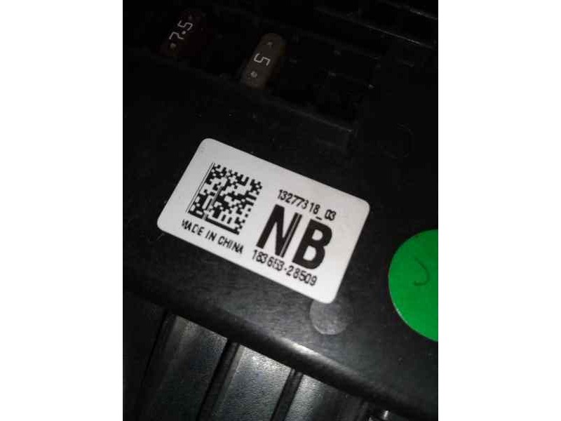 CAJA RELES / FUSIBLES 13277318  - imagen 3