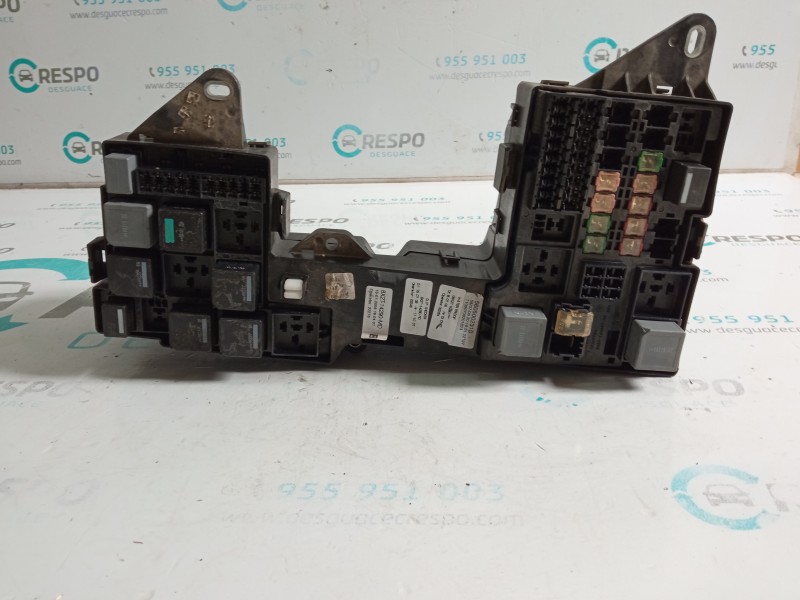 CAJA RELES / FUSIBLES 8X2T14290MD  - imagen 1