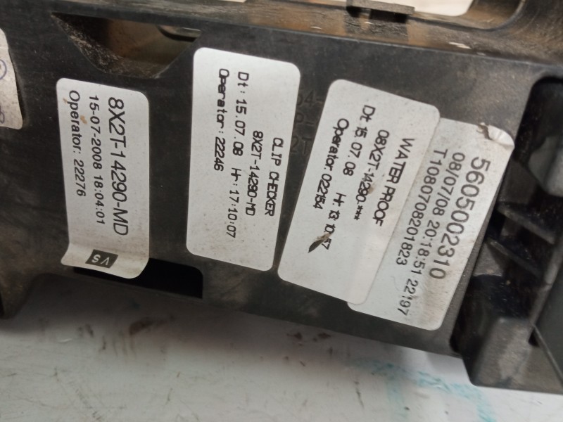 CAJA RELES / FUSIBLES 8X2T14290MD  - imagen 3