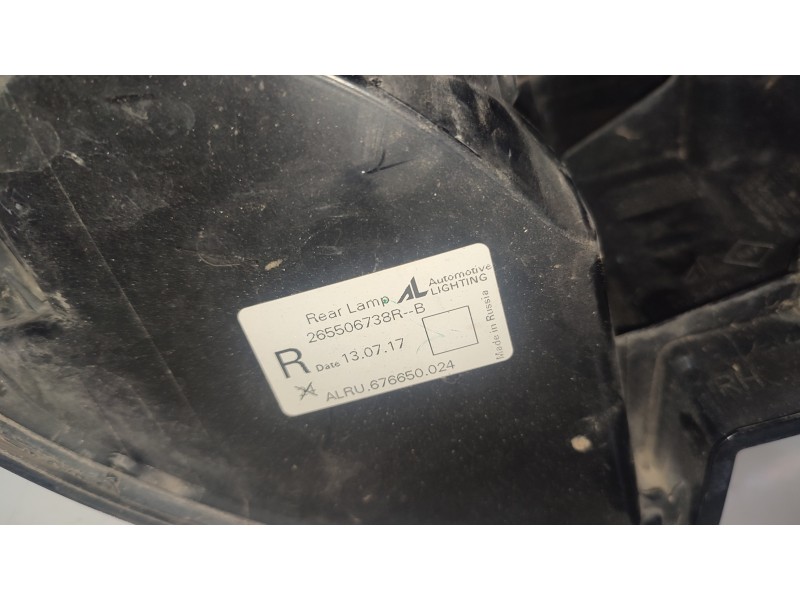 PILOTO TRASERO DERECHO 265506738R  - imagen 2