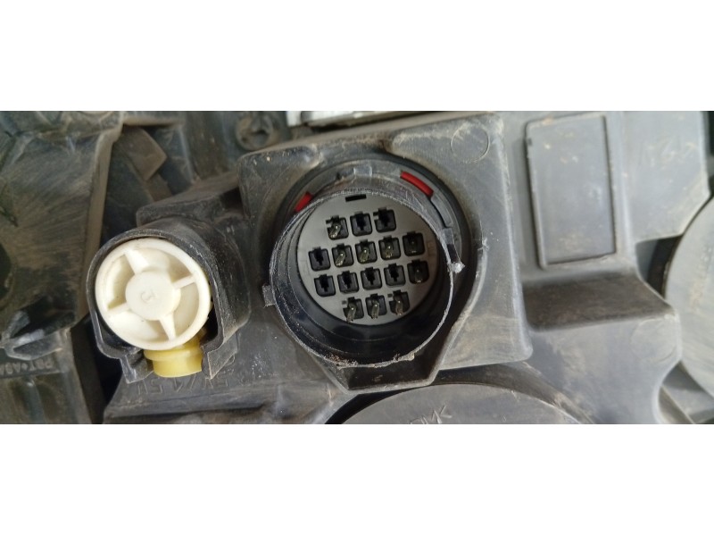 FARO DERECHO  - imagen 3