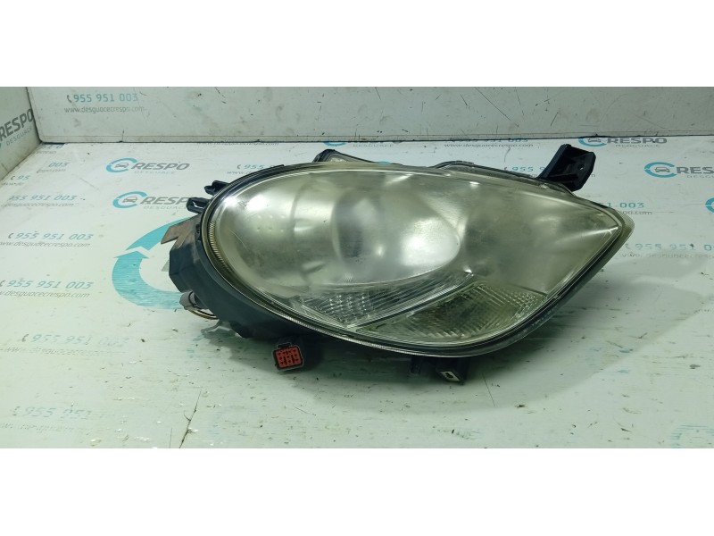 FARO DERECHO  - imagen 1