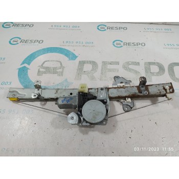 ELEVALUNAS DELANTERO DERECHO 