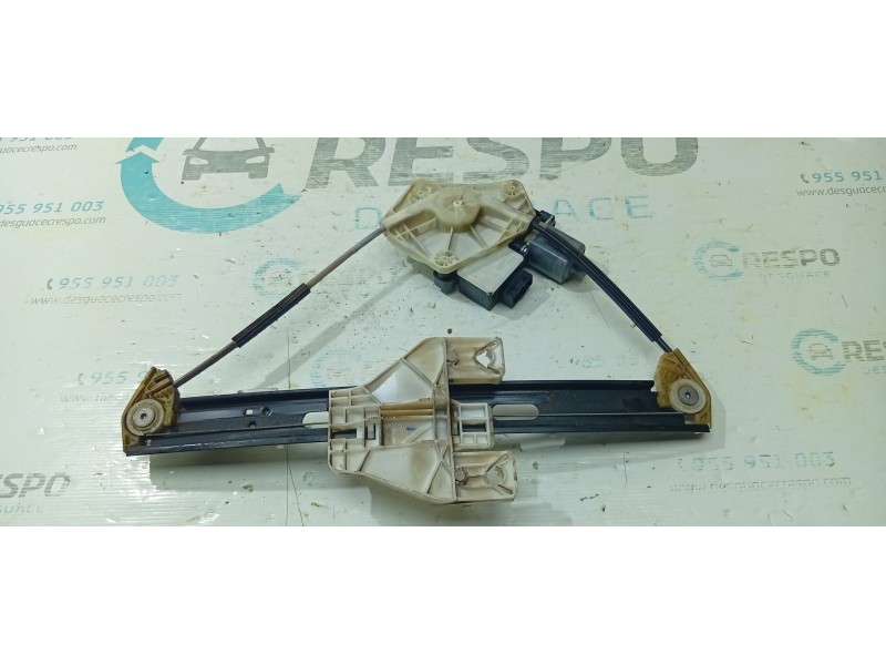 ELEVALUNAS TRASERO IZQUIERDO 5Q0959811A  - imagen 2