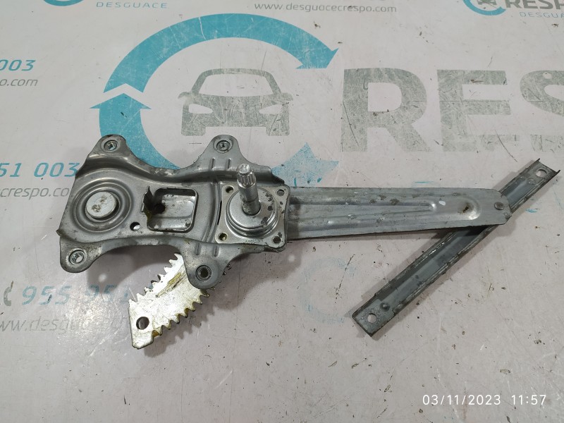 ELEVALUNAS TRASERO DERECHO  - imagen 1