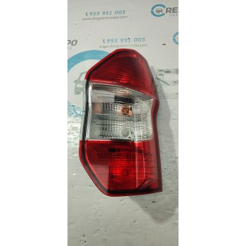 PILOTO TRASERO DERECHO ET7613404AD 