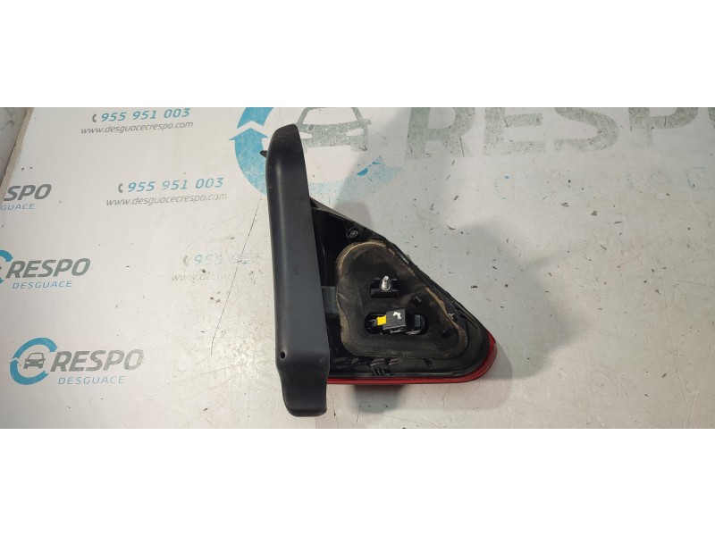 PILOTO TRASERO DERECHO INTERIOR 9814757280  - imagen 2