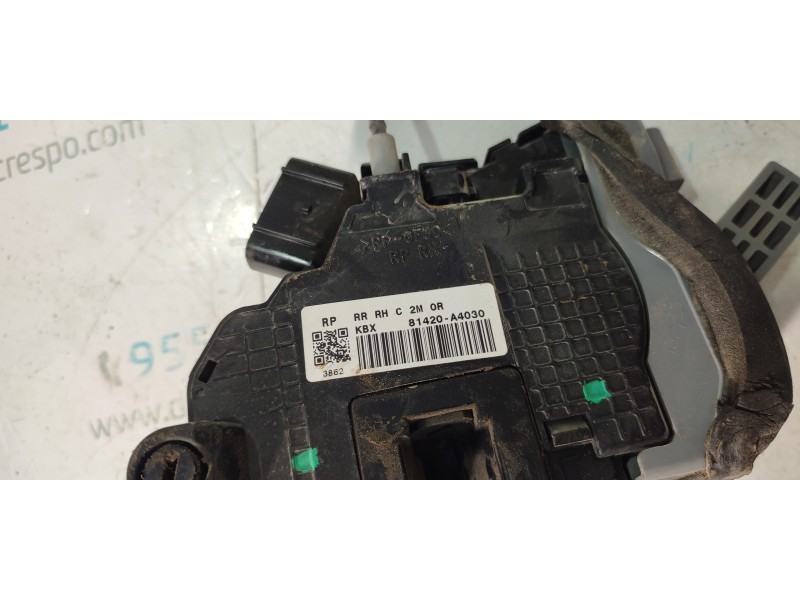 CERRADURA PUERTA TRASERA DERECHA 81420A4030  - imagen 2