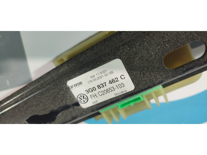 ELEVALUNAS DELANTERO DERECHO 3G0837462C  - imagen 2