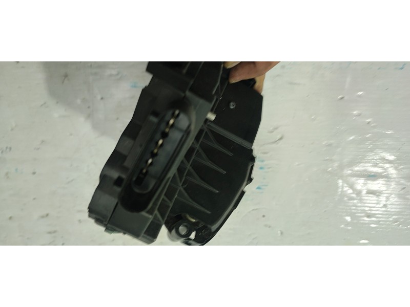 CERRADURA PUERTA TRASERA IZQUIERDA BM5AA26413AG  - imagen 5