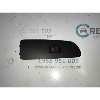 MANDO ELEVALUNAS DELANTERO DERECHO 15939966 