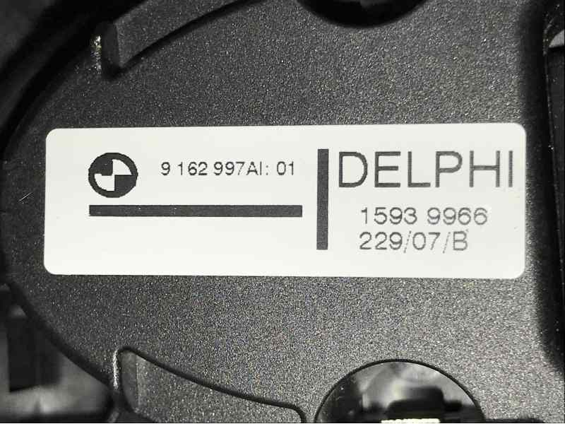 MANDO ELEVALUNAS DELANTERO DERECHO 15939966  - imagen 2