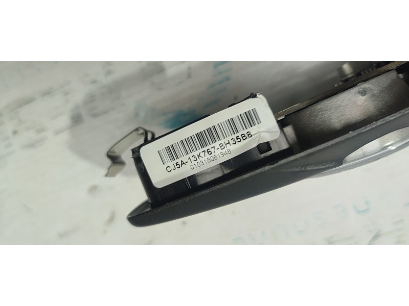 LUZ INTERIOR CJ5A13K767BH35B8  - imagen 2