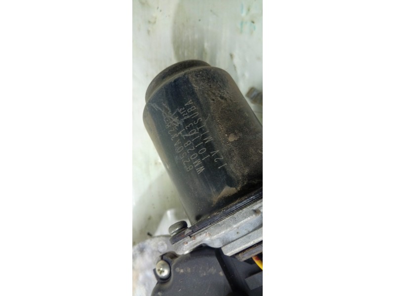 MOTOR LIMPIA DELANTERO 8250A326  - imagen 2