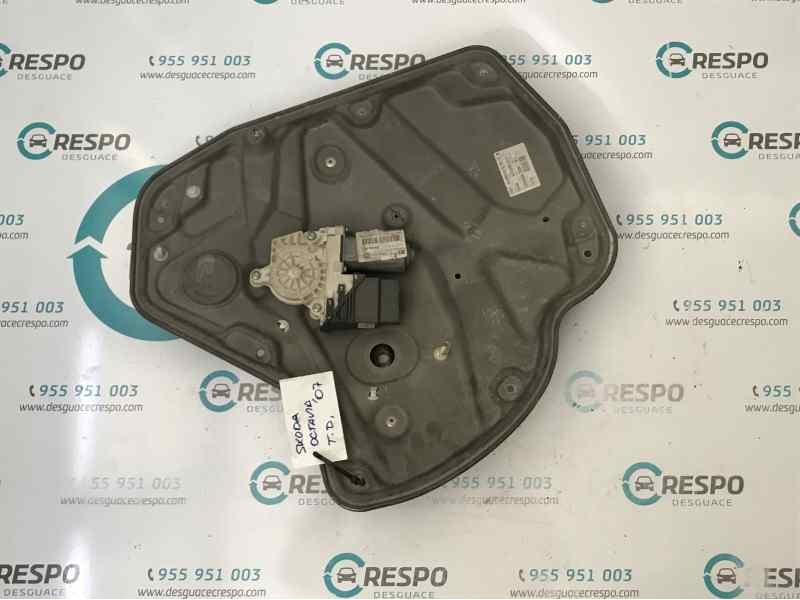 ELEVALUNAS TRASERO DERECHO 1Z0839656A  - imagen 1