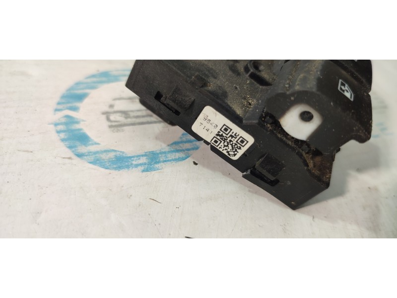 MANDO ELEVALUNAS DELANTERO IZQUIERDO 95407141  - imagen 2