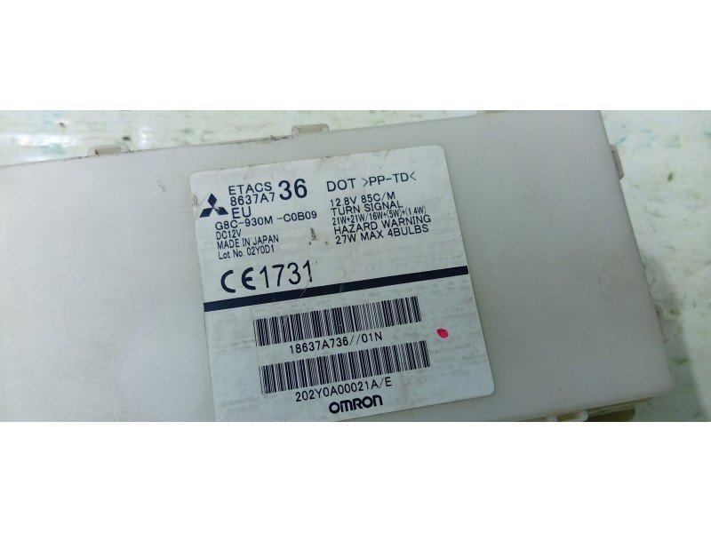 CAJA RELES / FUSIBLES 8637A736  - imagen 3