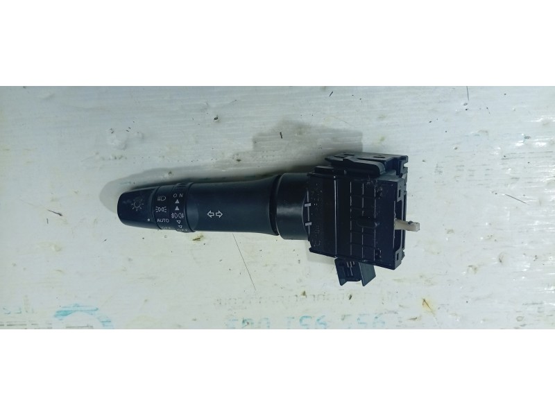 MANDO LUCES 17G688  - imagen 1