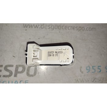 MANDO ELEVALUNAS TRASERO IZQUIERDO D09H66370  - miniatura 2