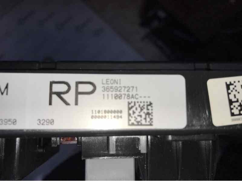 CAJA RELES / FUSIBLES 365927271  - imagen 2