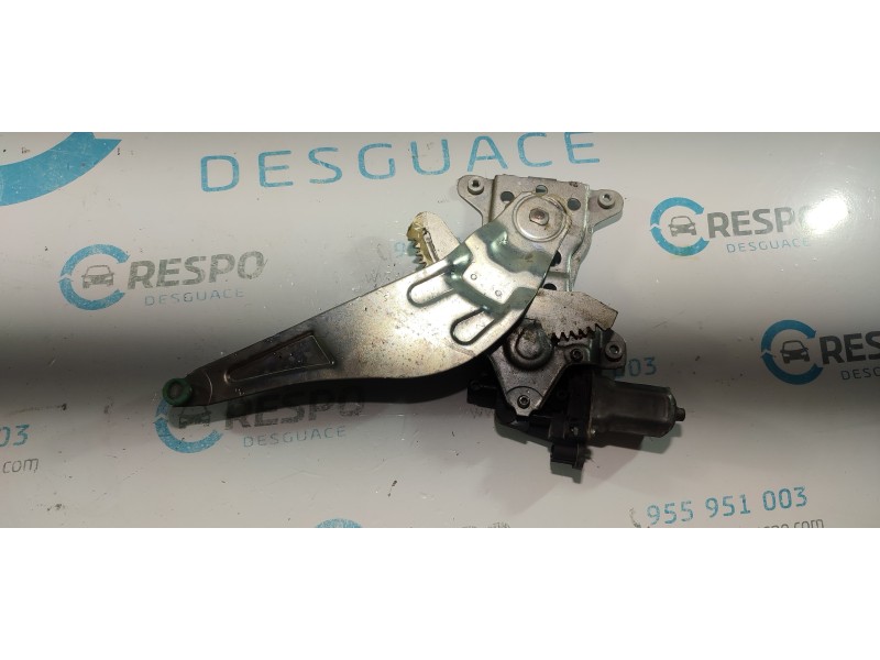 ELEVALUNAS TRASERO DERECHO 8353079J00  - imagen 2