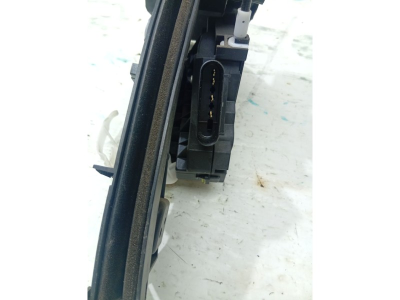 CERRADURA PUERTA TRASERA DERECHA BM5A-A26412-AF / 2099457  - imagen 2