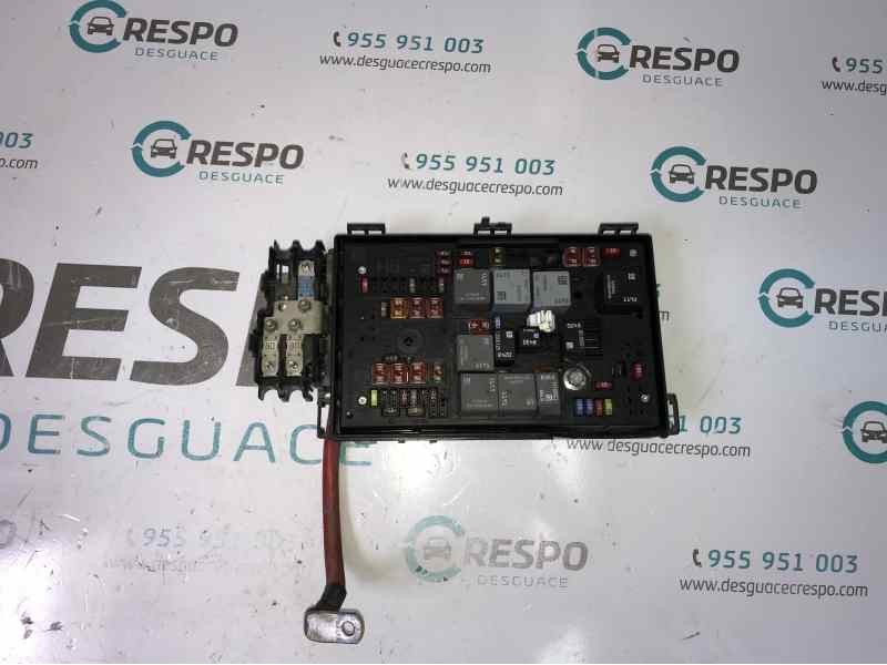 CAJA RELES / FUSIBLES 13318782 1110032AB  - imagen 1