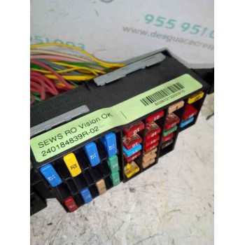 CAJA RELES / FUSIBLES 240184839  - miniatura 2