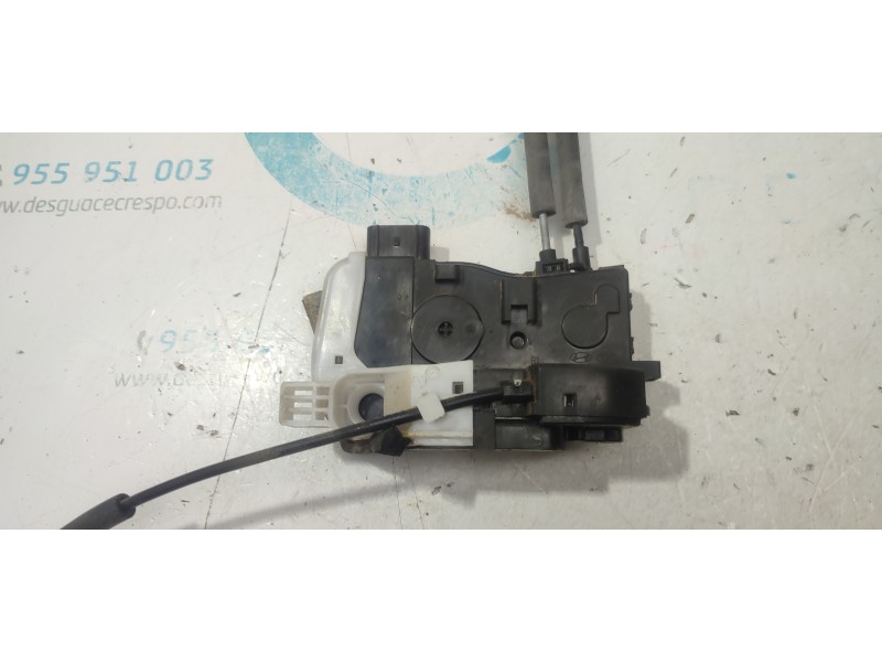 CERRADURA PUERTA TRASERA DERECHA 814202Y010  - imagen 1