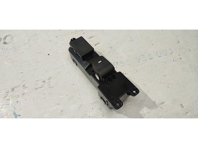 MANDO ELEVALUNAS TRASERO IZQUIERDO 93580D3031  - imagen 1