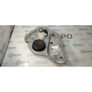 ELEVALUNAS TRASERO DERECHO 