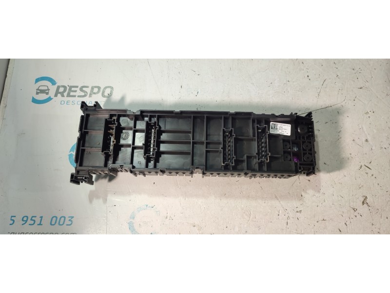 CAJA RELES / FUSIBLES A2469067200  - imagen 2