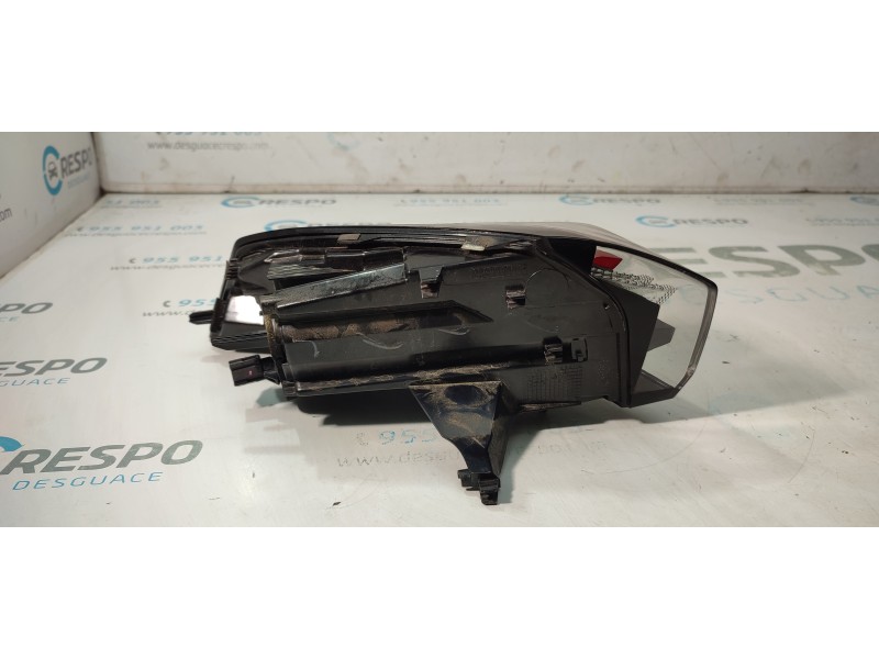 PILOTO TRASERO DERECHO RE2900I011  - imagen 2