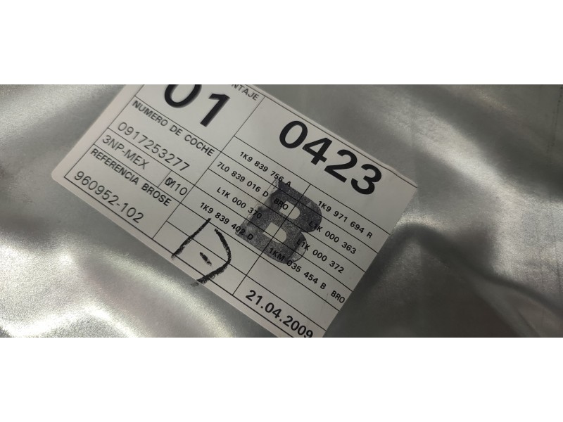 ELEVALUNAS TRASERO DERECHO  - imagen 2