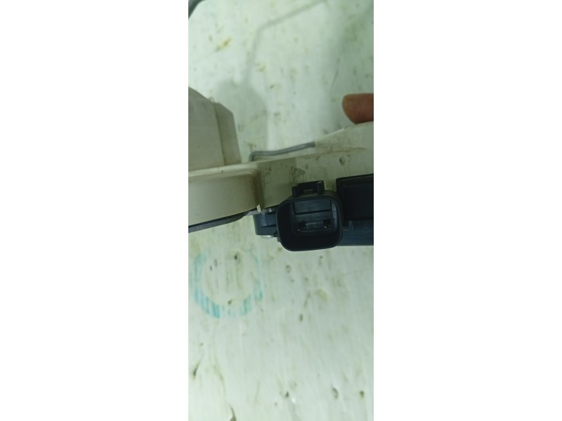 CERRADURA PUERTA DELANTERA DERECHA  - imagen 2