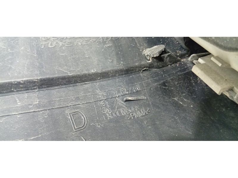 PILOTO TRASERO DERECHO 9673164780  - imagen 2