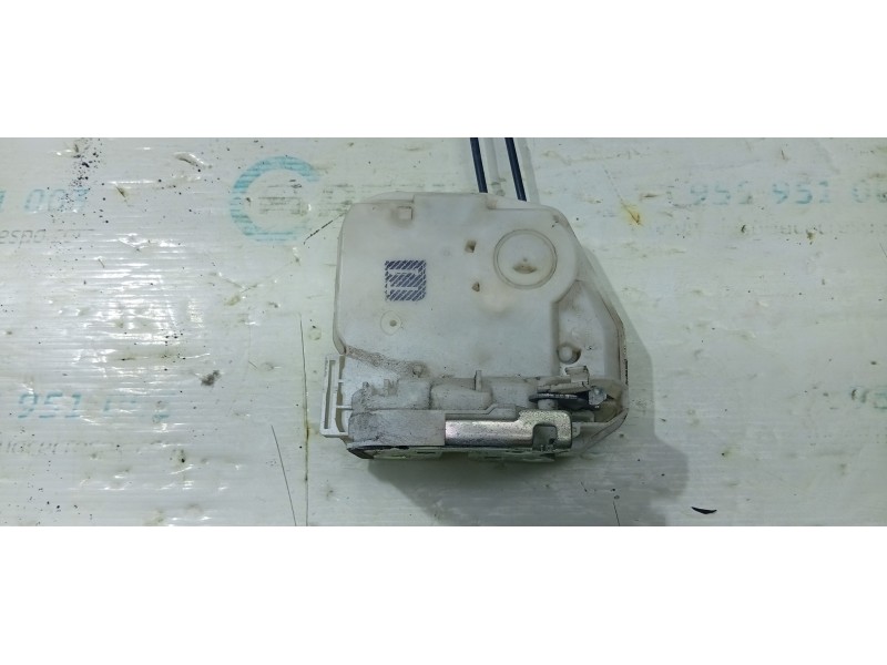 CERRADURA PUERTA TRASERA DERECHA  - imagen 1