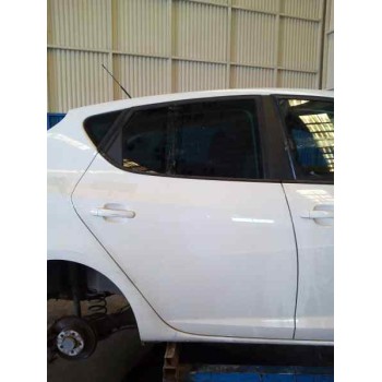 PUERTA TRASERA DERECHA 