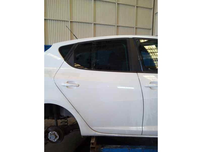 PUERTA TRASERA DERECHA  - imagen 1