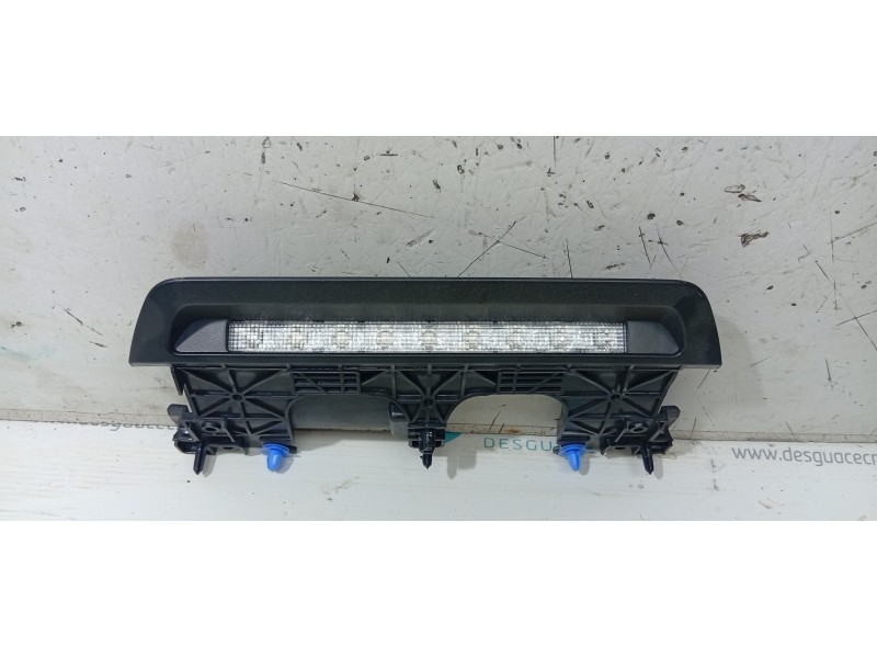 LUZ CENTRAL DE FRENO 265958992D  - imagen 1