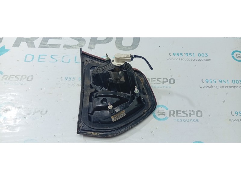 PILOTO TRASERO DERECHO INTERIOR 9673164980  - imagen 2