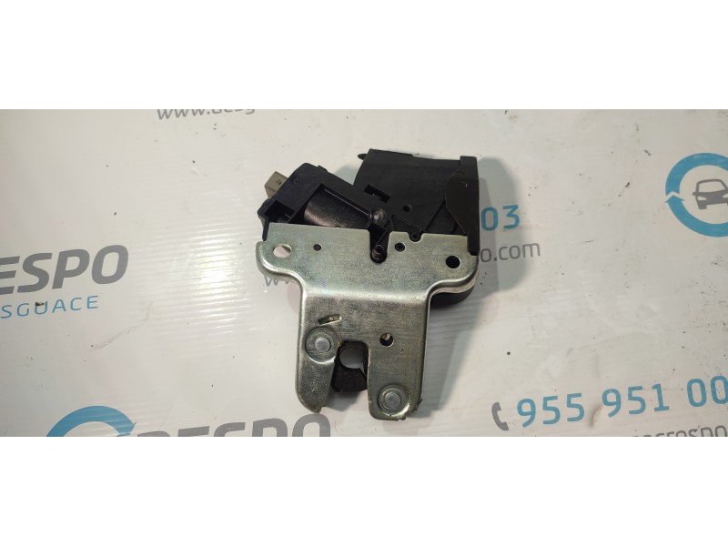 CERRADURA MALETERO / PORTON 4F5827505D  - imagen 3