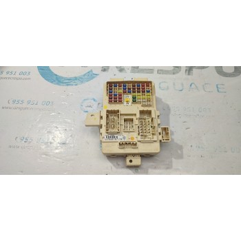 CAJA RELES / FUSIBLES 91950D3560 