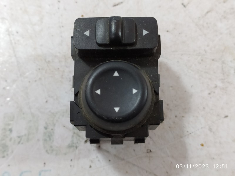 MANDO RETROVISOR 255705RA0A  - imagen 1