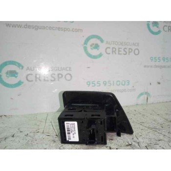 MANDO ELEVALUNAS TRASERO IZQUIERDO 924194901  - miniatura 3