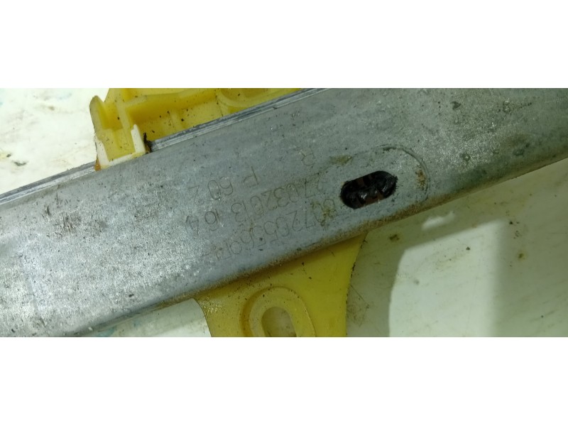 ELEVALUNAS DELANTERO DERECHO 807205569R  - imagen 2