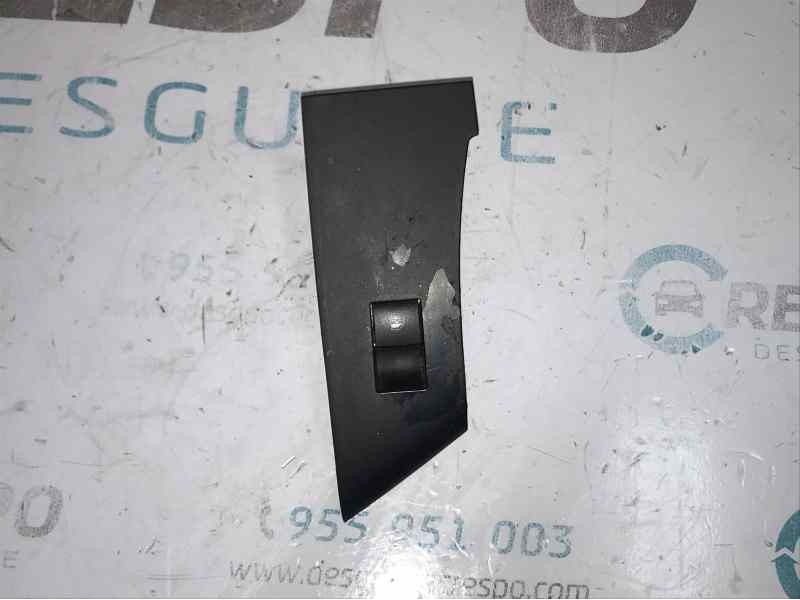 MANDO ELEVALUNAS DELANTERO DERECHO 13301886  - imagen 1