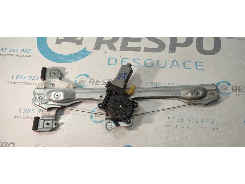 ELEVALUNAS DELANTERO DERECHO  - imagen 1