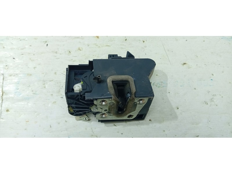 CERRADURA PUERTA TRASERA DERECHA  - imagen 3