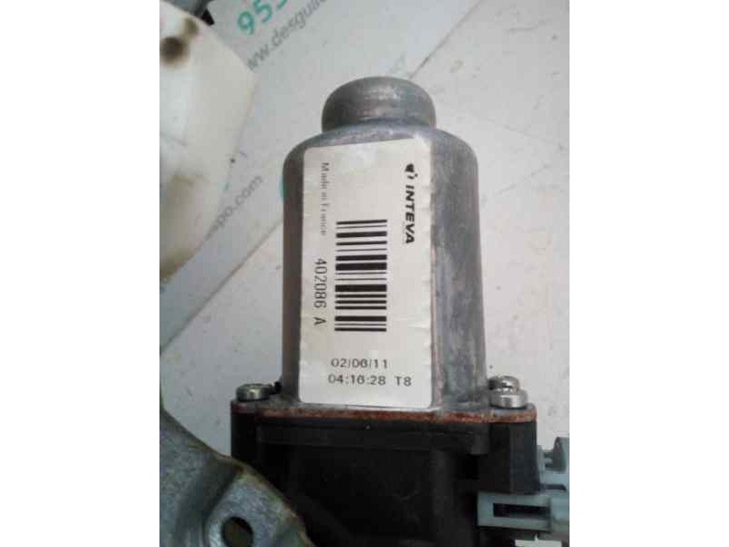 ELEVALUNAS DELANTERO DERECHO  - imagen 2